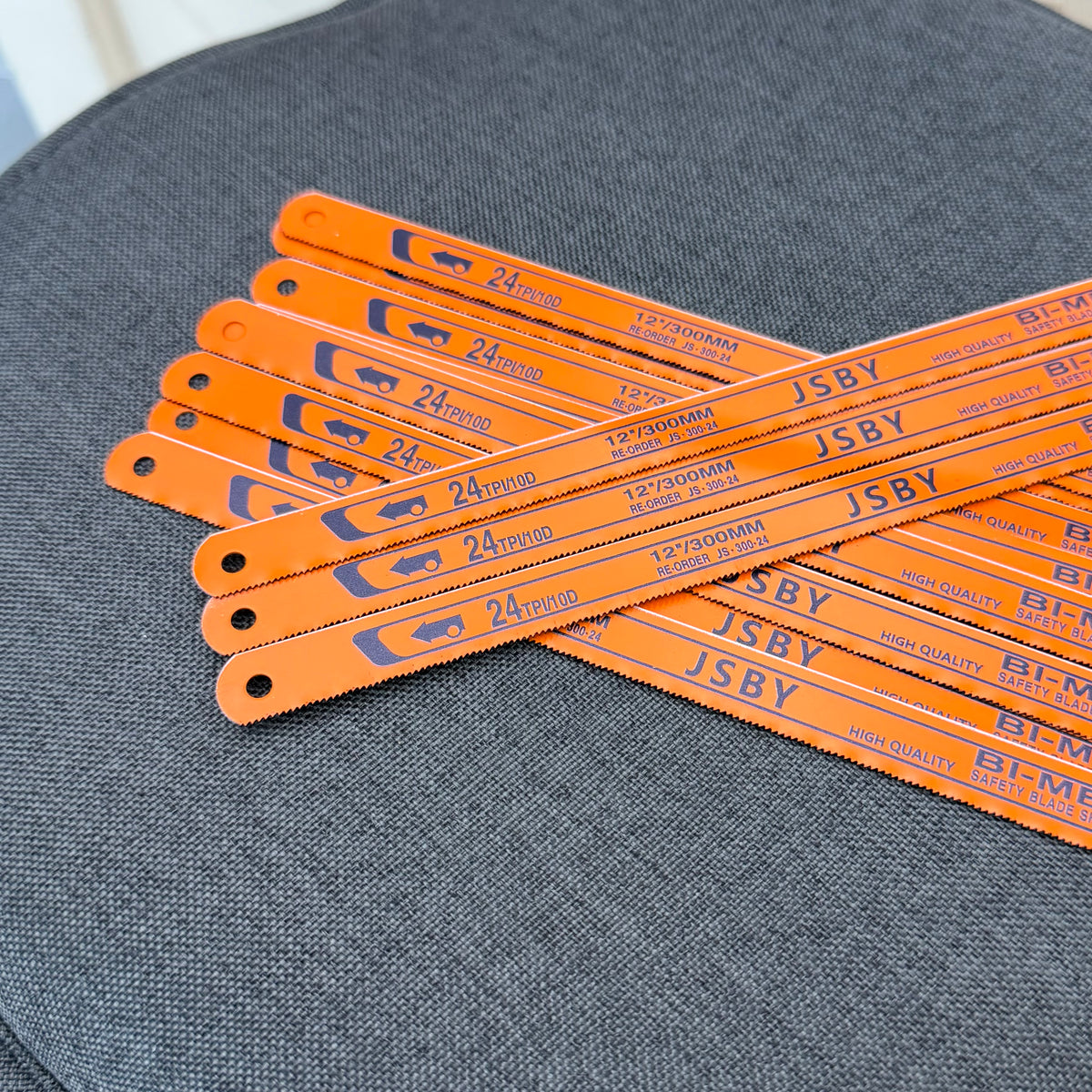 High-resilience bi-metal saw blade