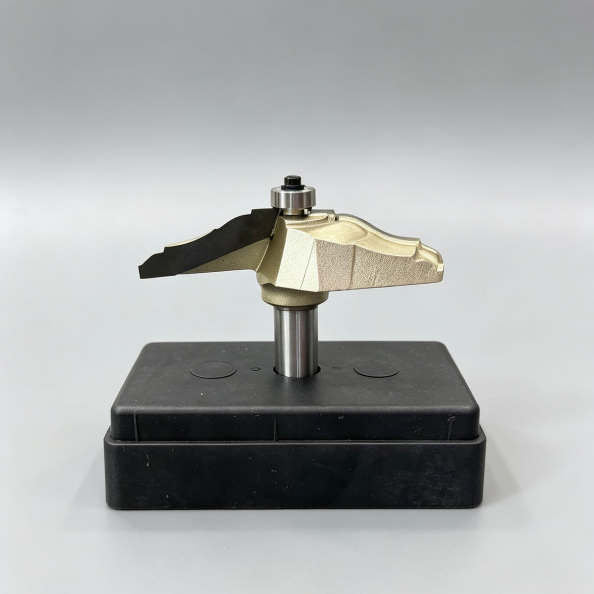 Professional-grade woodworking router bits